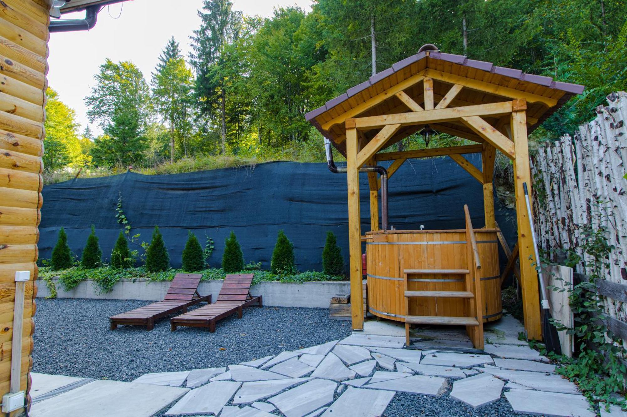 Bear'S Lair Chalet Porumbacu de Sus Exterior foto